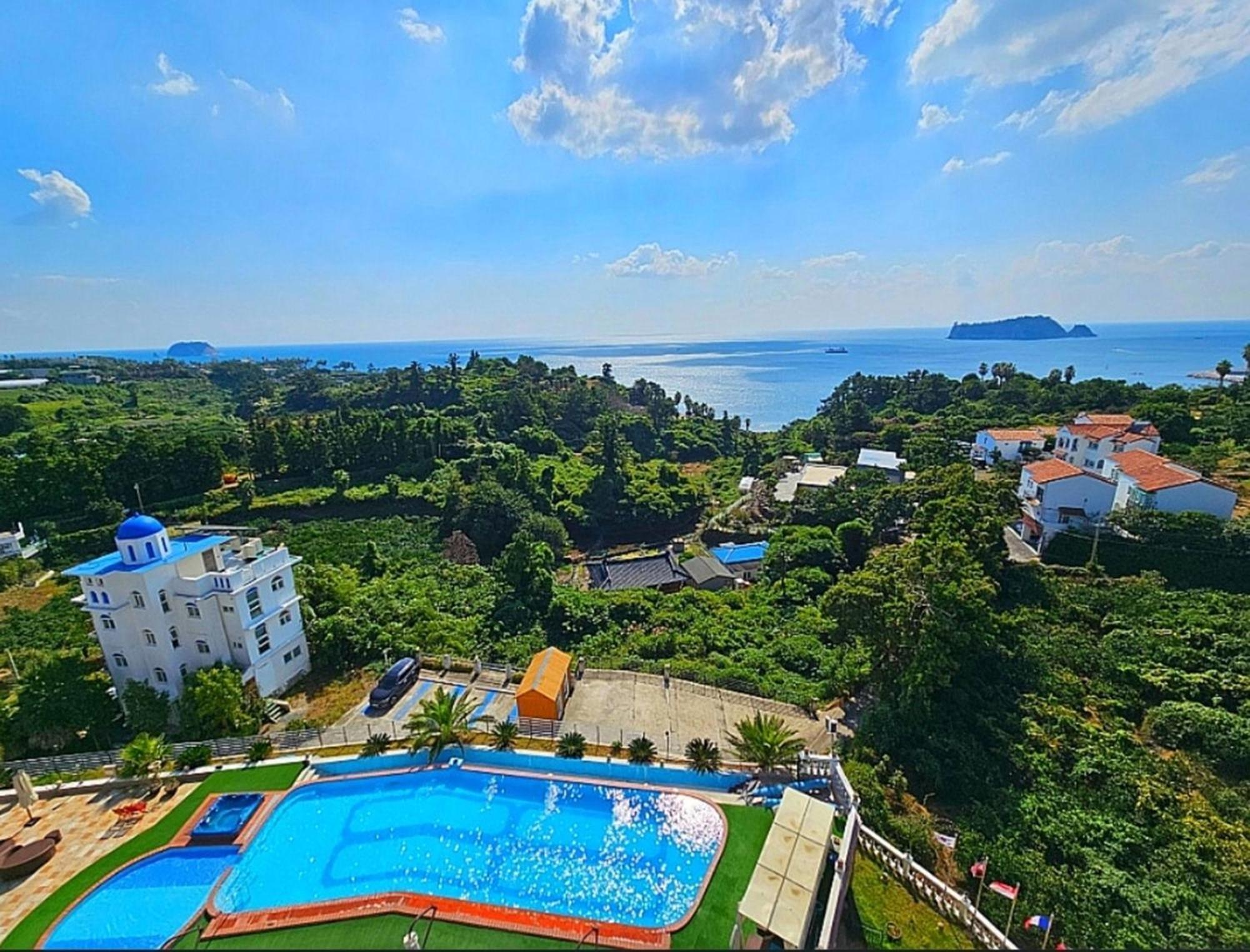 Goldone Hotel & Suites Seogwipo Dış mekan fotoğraf